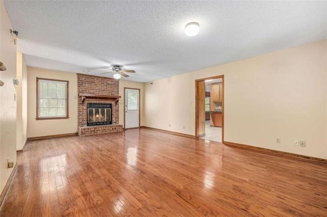 2821 Hog Mountain Road, Jefferson, GA 30549