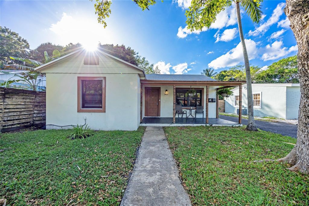 1421 NE 5th Ter, Fort Lauderdale, FL 33304