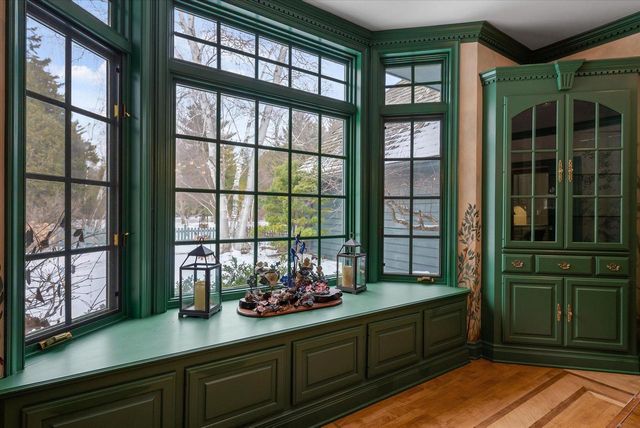 303 Washington DRIVE, West Bend, WI 53095