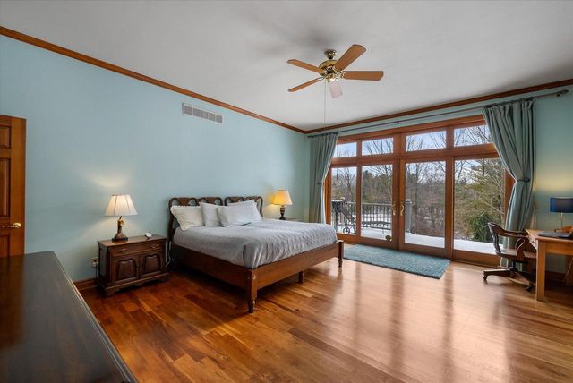 303 Washington DRIVE, West Bend, WI 53095