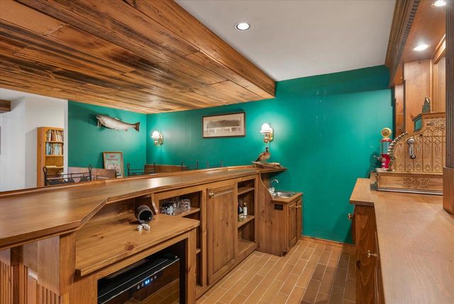 303 Washington DRIVE, West Bend, WI 53095