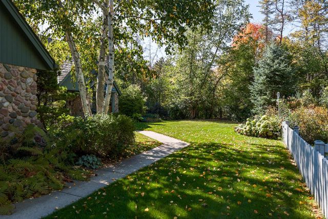 303 Washington DRIVE, West Bend, WI 53095