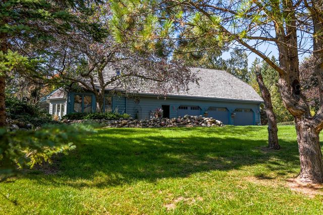 303 Washington DRIVE, West Bend, WI 53095