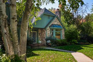 303 Washington DRIVE, West Bend, WI 53095