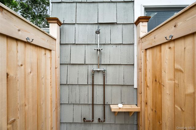 19 Bishop Avenue, Westhampton, NY 11977