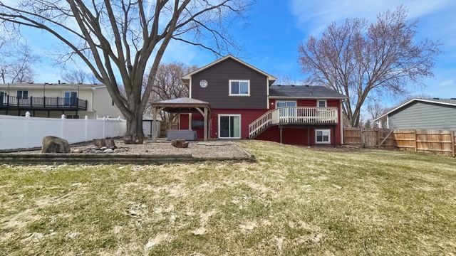 20828 Iran Avenue, Lakeville, MN 55044