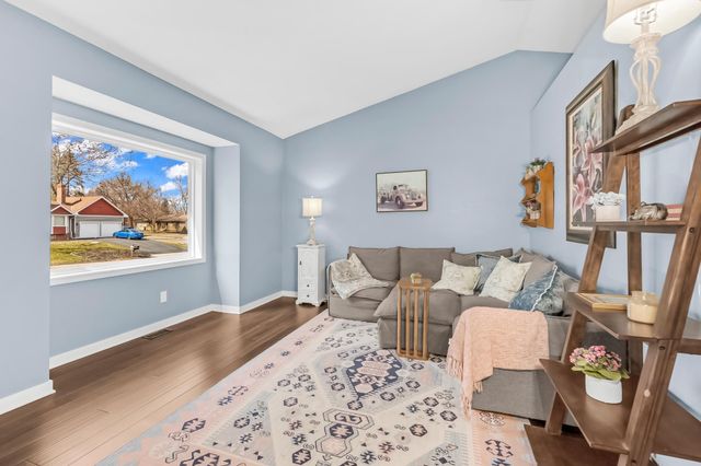 20828 Iran Avenue, Lakeville, MN 55044