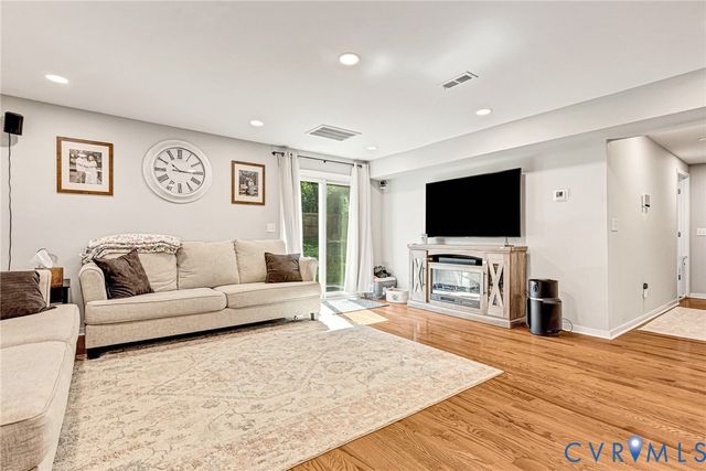 1165 Oakland Rd, Henrico, VA 23231