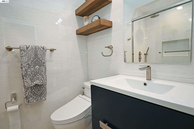 7941 Bristol Rd, Dublin, CA 94568