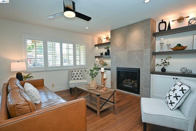 7941 Bristol Rd, Dublin, CA 94568