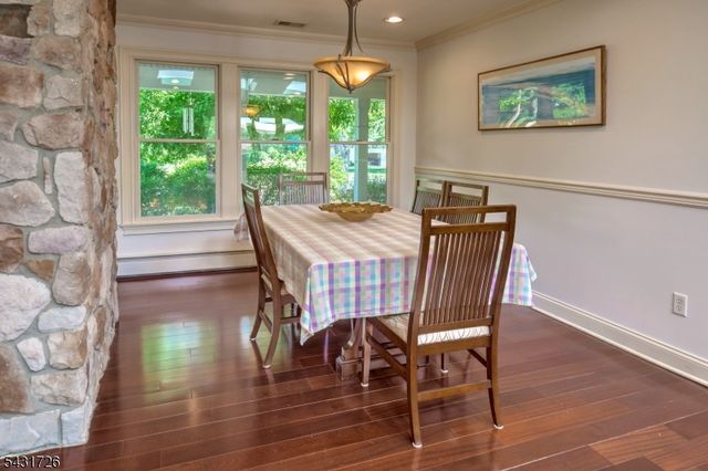 58 Elizabeth St, Bernards Twp., NJ 07920