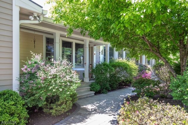 58 Elizabeth St, Bernards Twp., NJ 07920