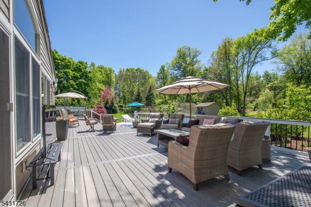 58 Elizabeth St, Bernards Twp., NJ 07920