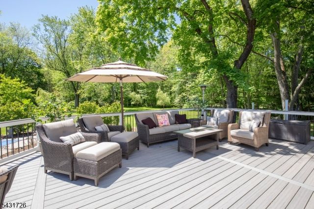 58 Elizabeth St, Bernards Twp., NJ 07920