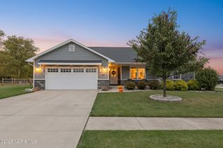 1025 Indian Ridge Drive, Bowling Green, OH 43402