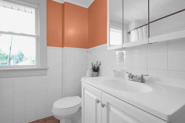 1082 Thomas Avenue, Columbus, OH 43223