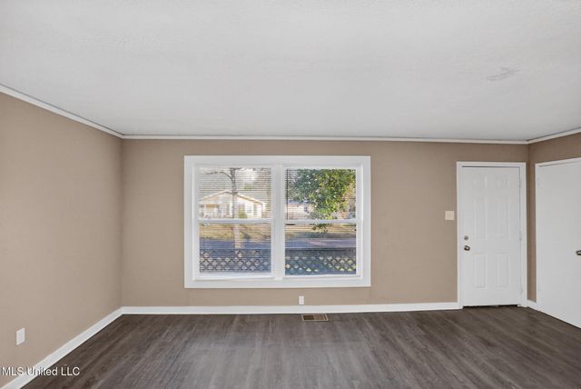 421 Benning Road, Jackson, MS 39206