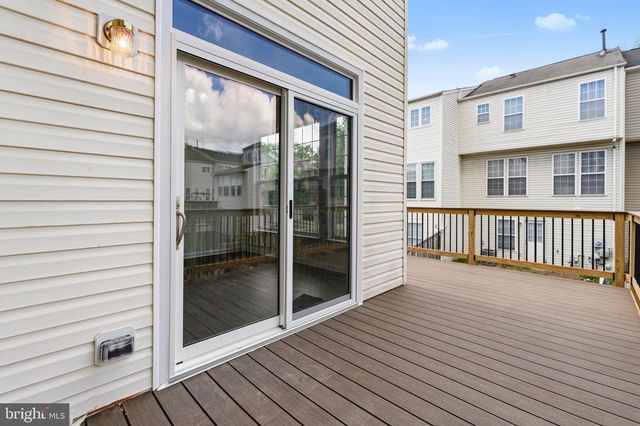 7864 DOGUE INDIAN CIR, Lorton, VA 22079
