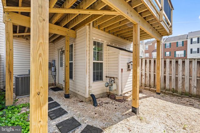 7864 DOGUE INDIAN CIR, Lorton, VA 22079