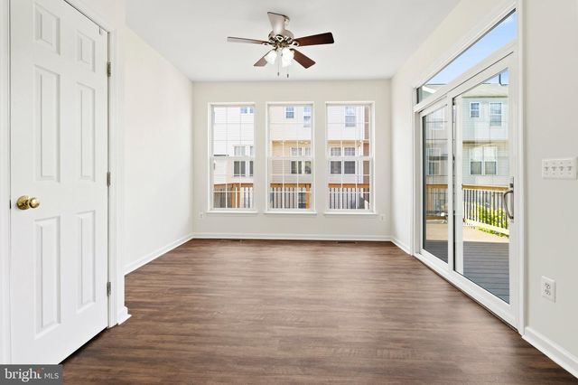 7864 DOGUE INDIAN CIR, Lorton, VA 22079