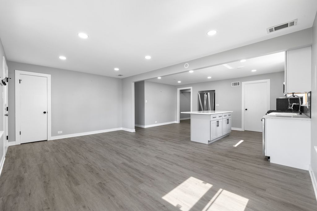 10019 S Tripp Avenue, Oak Lawn, IL 60453 — photo 4