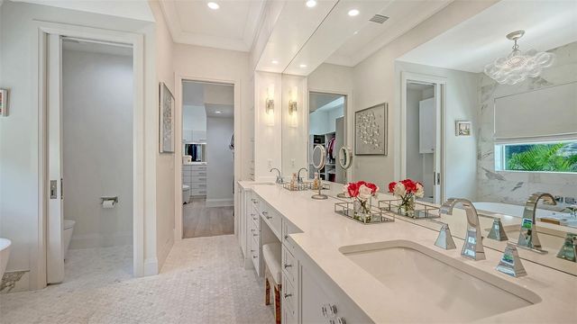 1621 BAY POINT COURT, Sarasota, FL 34236