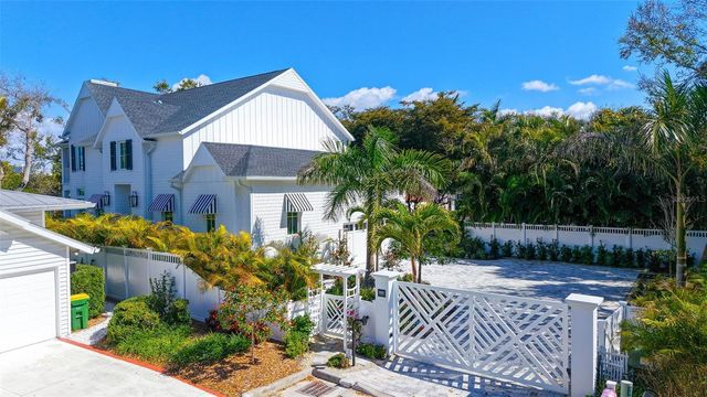 1621 BAY POINT COURT, Sarasota, FL 34236