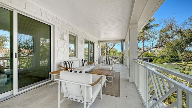 1621 BAY POINT COURT, Sarasota, FL 34236