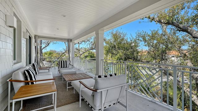 1621 BAY POINT COURT, Sarasota, FL 34236
