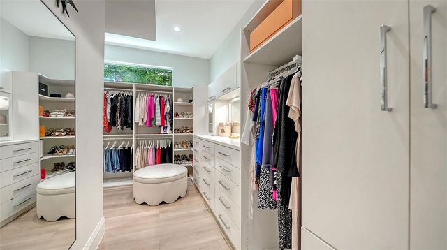 1621 BAY POINT COURT, Sarasota, FL 34236