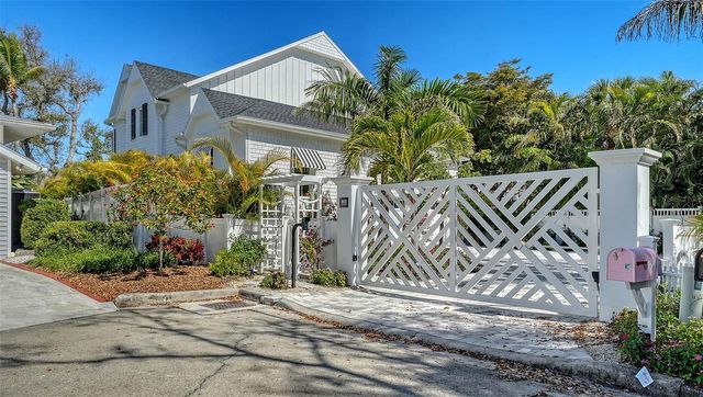 1621 BAY POINT COURT, Sarasota, FL 34236