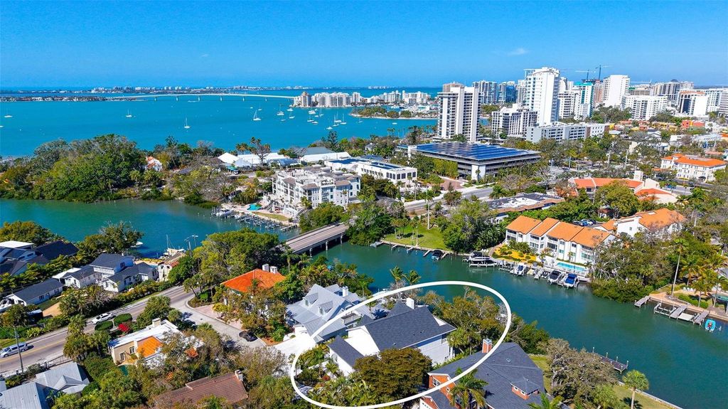 1621 BAY POINT COURT, Sarasota, FL 34236