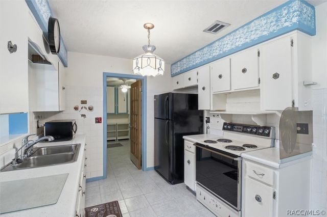73 S Tyler Street, Beverly Hills, FL 34465