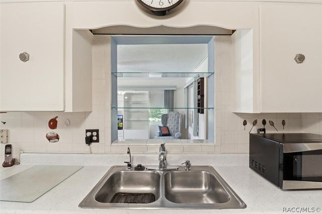 73 S Tyler Street, Beverly Hills, FL 34465