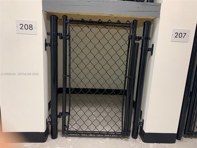 4100 Davie Rd 417, Davie, FL 33314