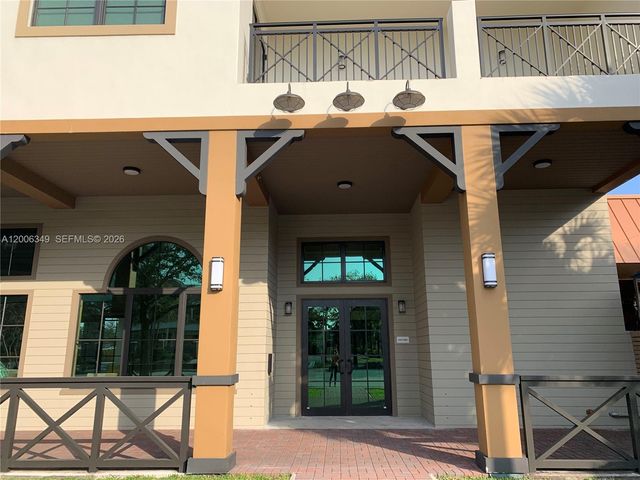 4100 Davie Rd 417, Davie, FL 33314