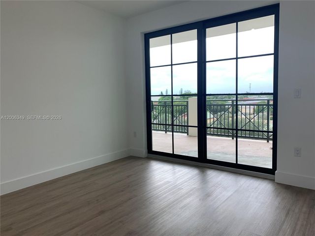 4100 Davie Rd 417, Davie, FL 33314