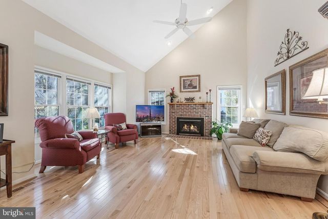 10005 BALD CYPRESS DR, Rockville, MD 20850