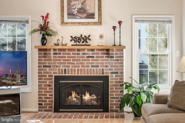 10005 BALD CYPRESS DR, Rockville, MD 20850