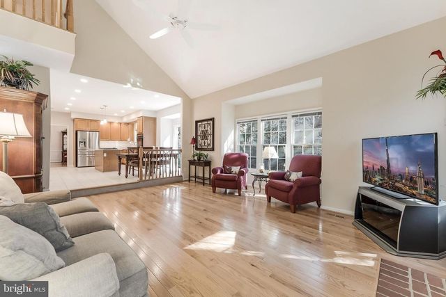 10005 BALD CYPRESS DR, Rockville, MD 20850