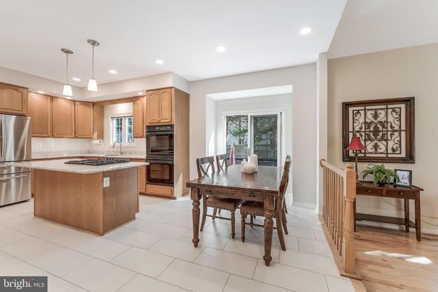 10005 BALD CYPRESS DR, Rockville, MD 20850