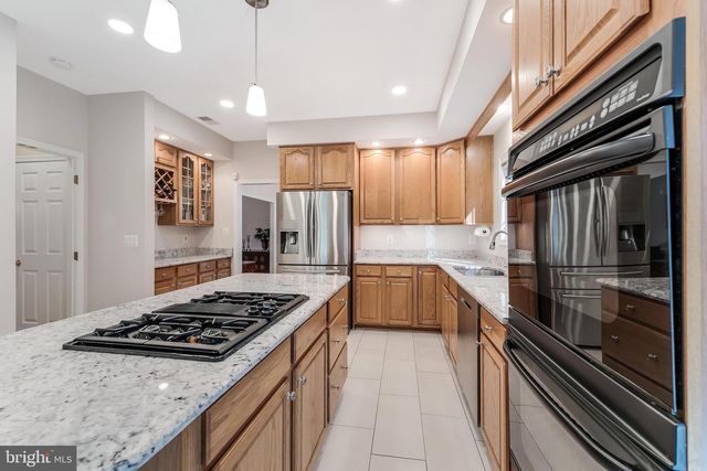 10005 BALD CYPRESS DR, Rockville, MD 20850