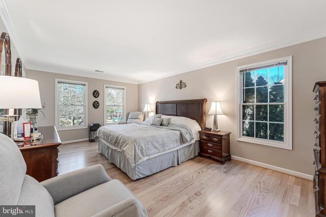 10005 BALD CYPRESS DR, Rockville, MD 20850