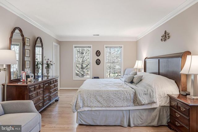 10005 BALD CYPRESS DR, Rockville, MD 20850