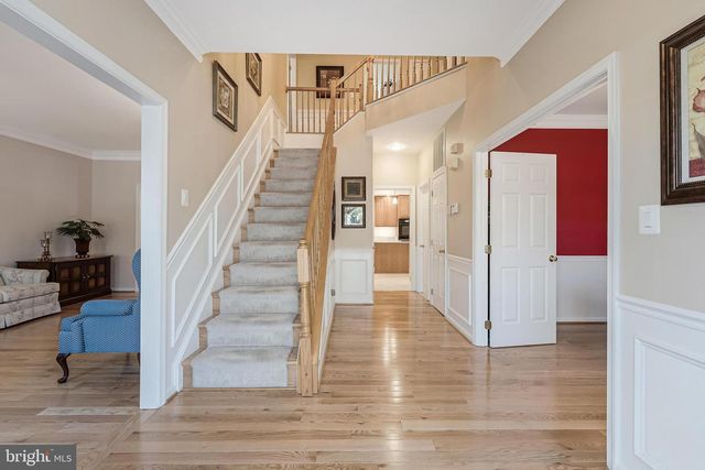 10005 BALD CYPRESS DR, Rockville, MD 20850