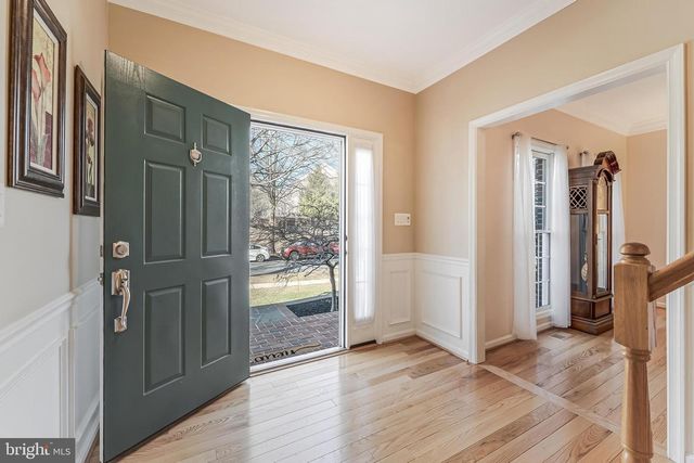 10005 BALD CYPRESS DR, Rockville, MD 20850