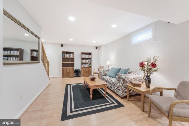 10005 BALD CYPRESS DR, Rockville, MD 20850