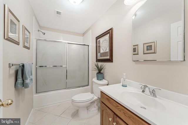 10005 BALD CYPRESS DR, Rockville, MD 20850