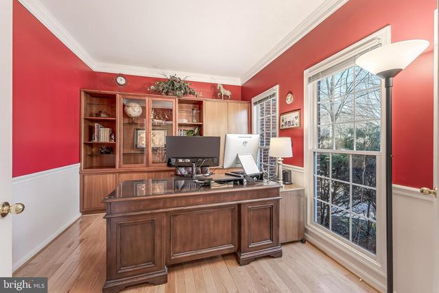 10005 BALD CYPRESS DR, Rockville, MD 20850