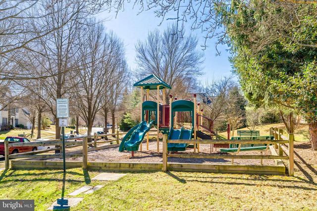 10005 BALD CYPRESS DR, Rockville, MD 20850